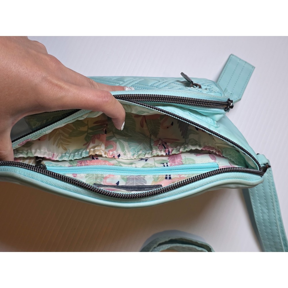 Lug Switchline Classic Sling Bag Aquamarine Quilted Crossbody Fanny Mint Blue - Picture 10 of 11